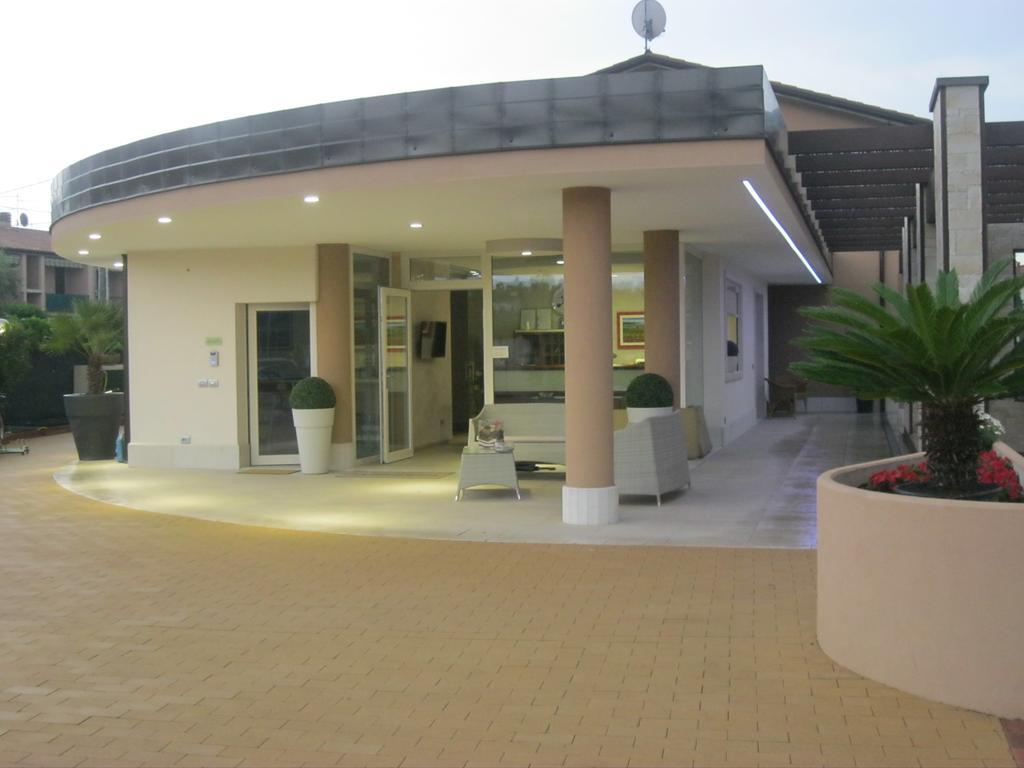 Residence La Margherita Lazise Esterno foto